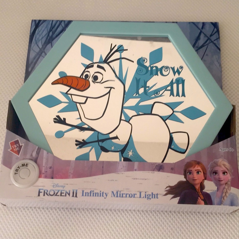 Disney frozen 2 Olaf “snow it all" light up mirror